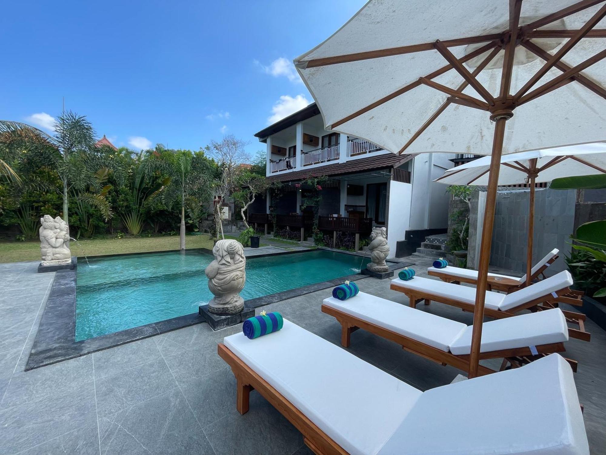 Nivaluma Hotel Ubud  Exterior photo