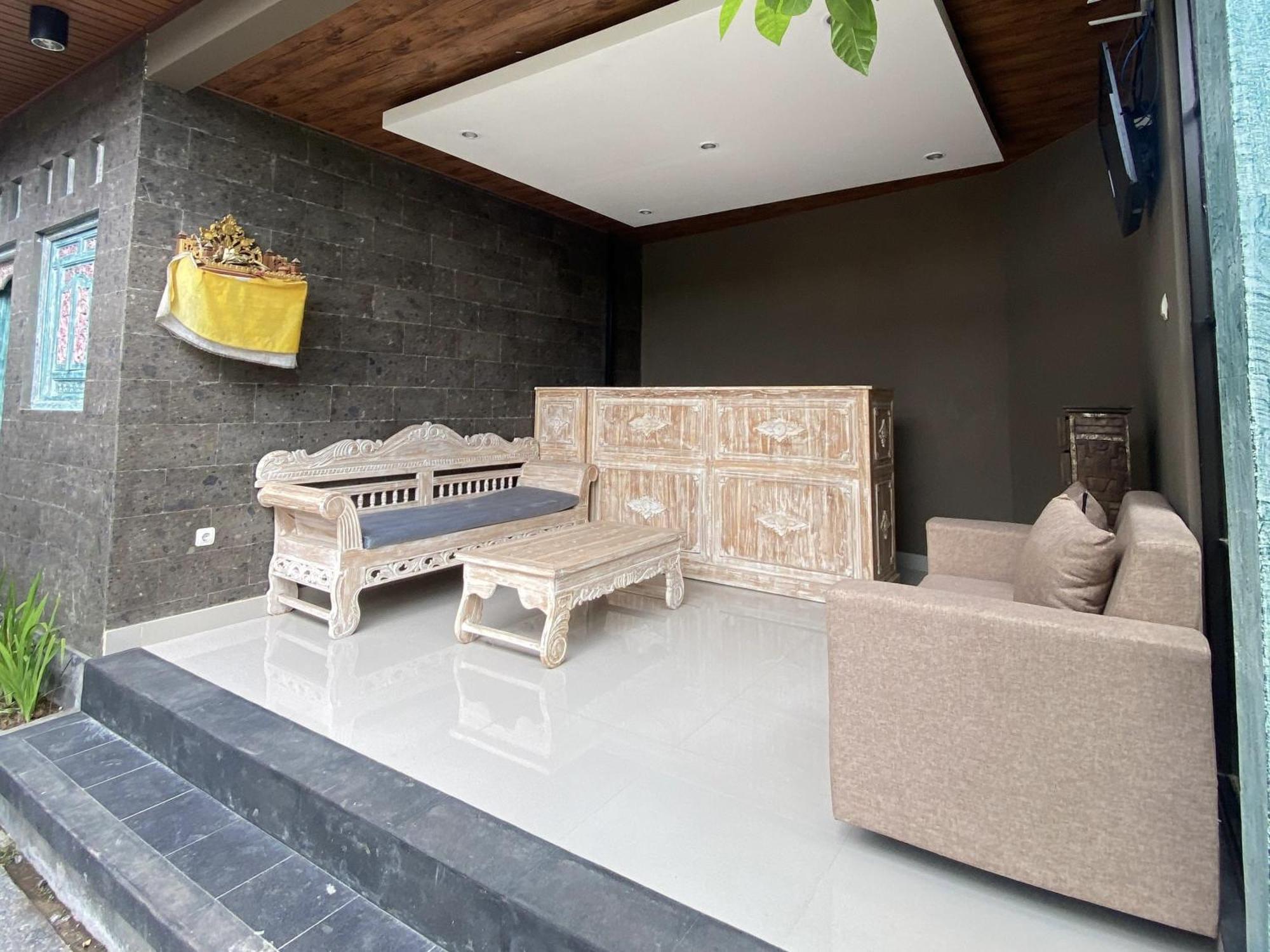 Nivaluma Hotel Ubud  Exterior photo